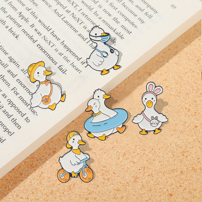 Pin Custom Goose Duck Shopping - Shop Jewelry & Watches Near Me ulasan dan harga