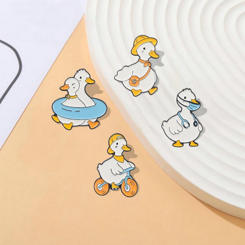 Pin Custom Goose Duck Shopping - Shop Jewelry & Watches Near Me ulasan dan harga